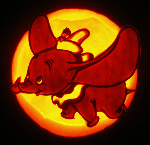 Pumpkin Carving: Dumbo - Nam
