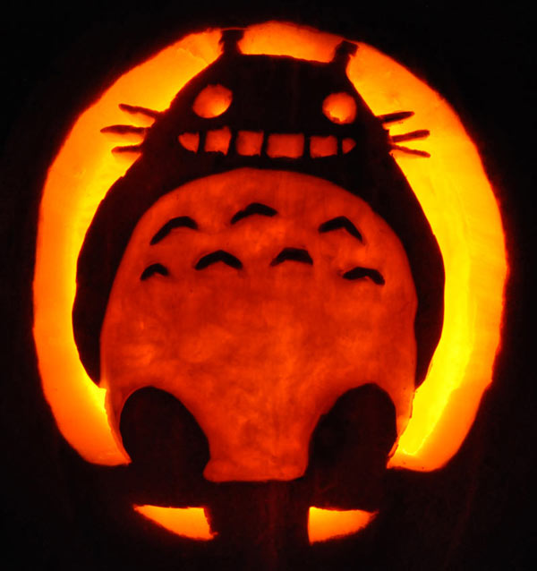 Pumpkin Carving: Totoro - Hayao Miyazaki  - Sarah