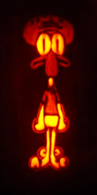 Pumpkin Carving: Squidward - Noel