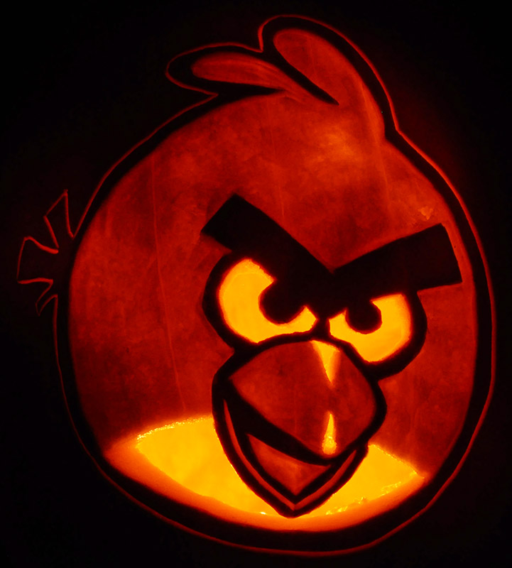 Pumpkin Carving: Angry Birds Red Bird - Noel